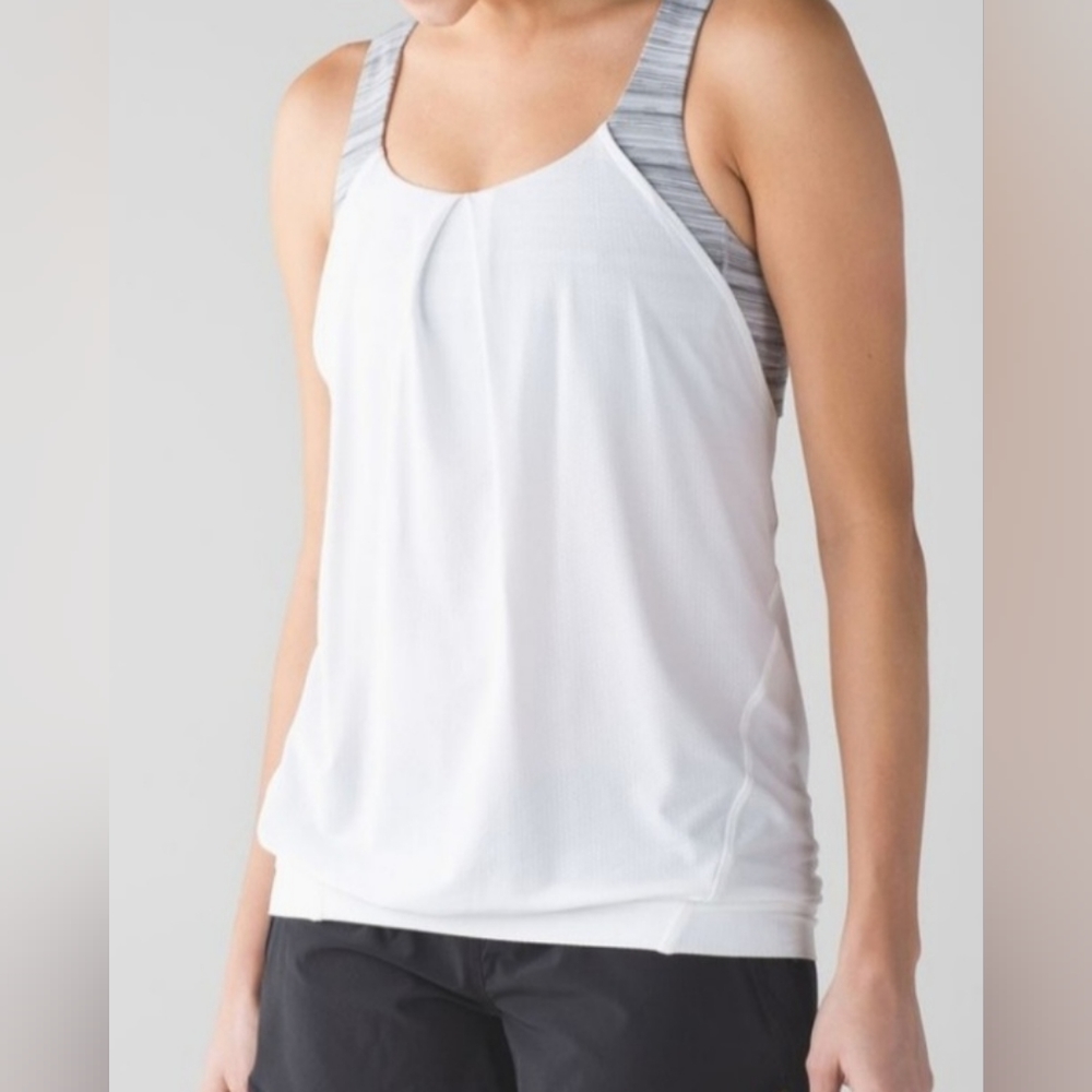 ISO LULULEMON NOUVEAU TOP IN WHITE/GRAY
